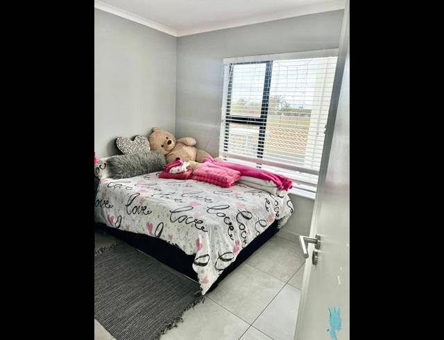 2 BEDROOM PROPERTY TO RENT IN HAYFIELDS